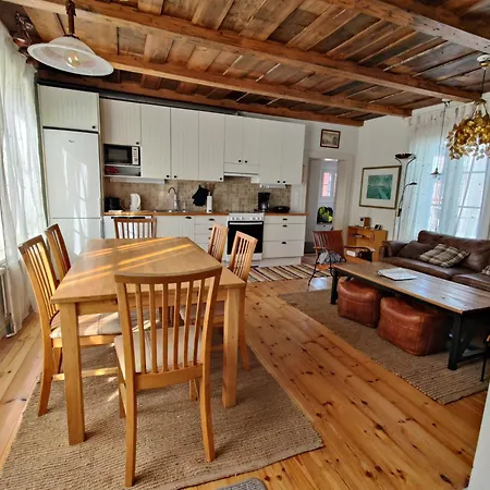 Apartment Dream In Center - Ainabnb - Kappsaecken